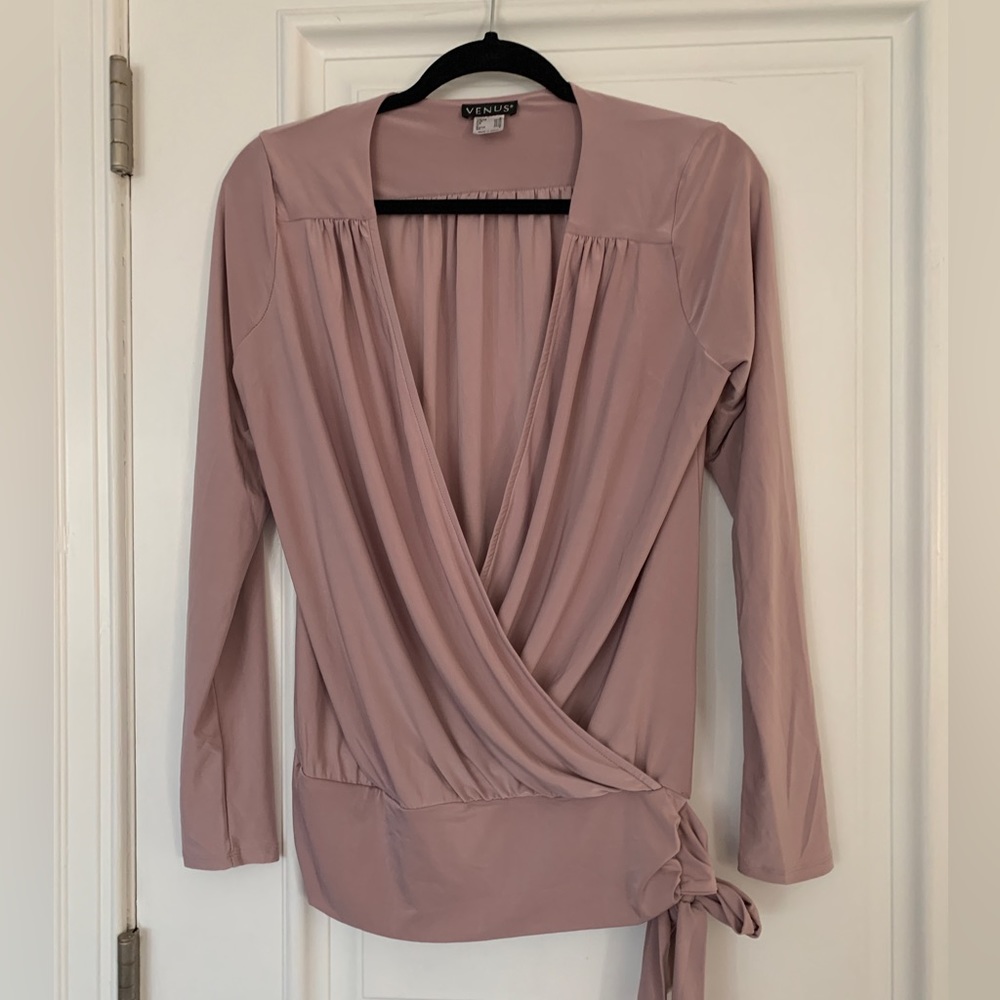 Venus side tie shirt